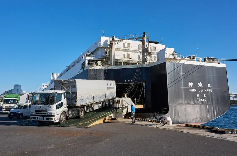 RORO船運航のパイオニア