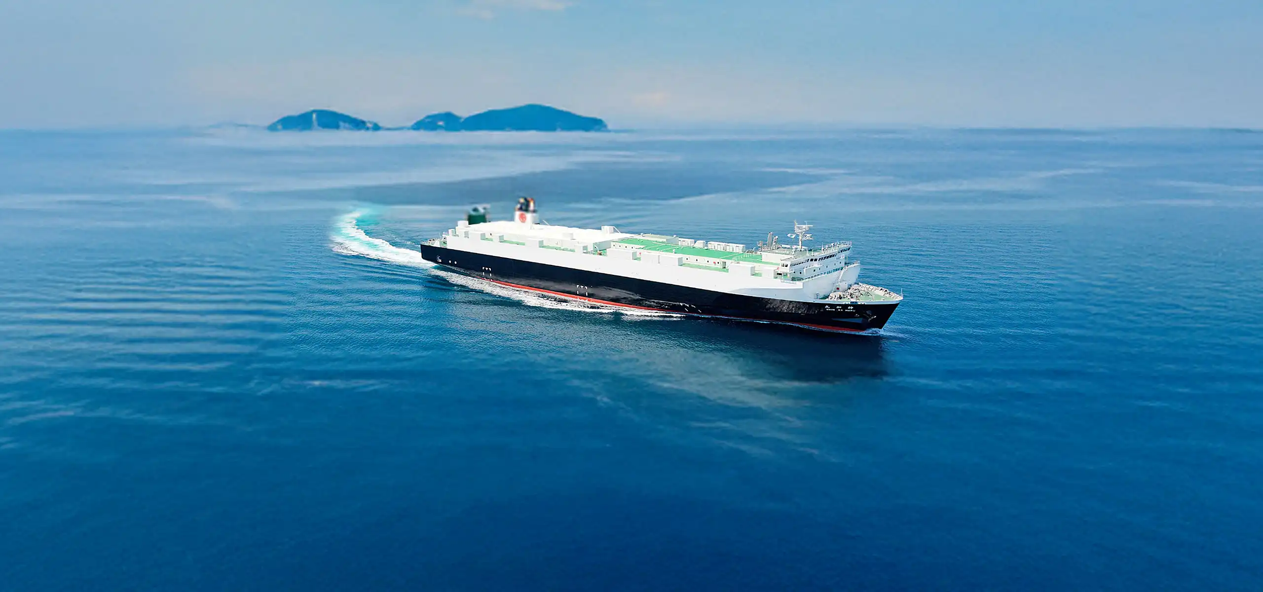 困難な貨物こそ、私たちの仕事 栗林商船